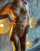 Анкета проститутки Каролина - метро Южнопортовый, возраст - 22